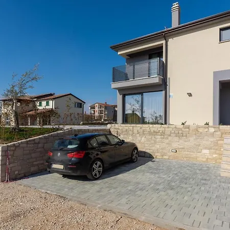 Tin Villa Brtonigla
